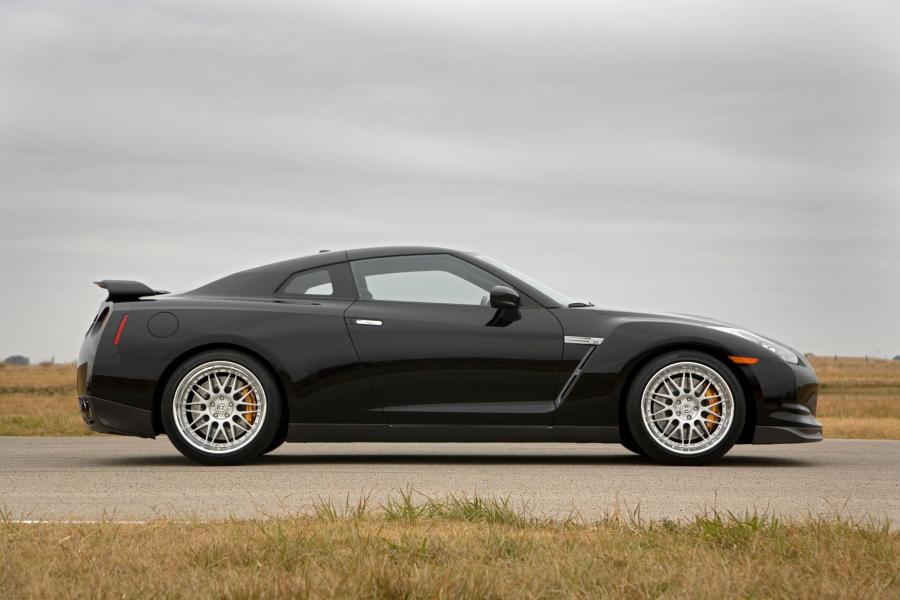  Nissan GT-R by Hennessey 2009 года  (фото 7 из 11)
